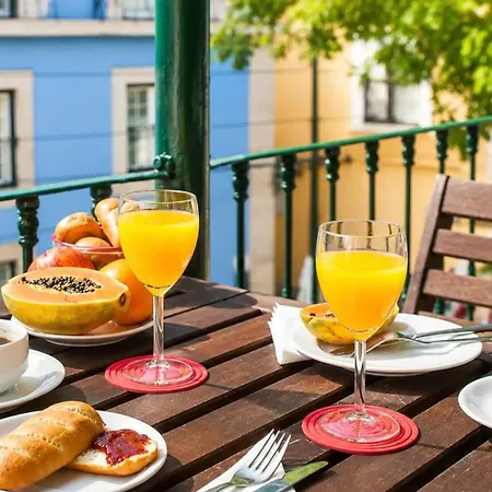 Apartman Sunny Balcony In Historic | Homeful Homes *